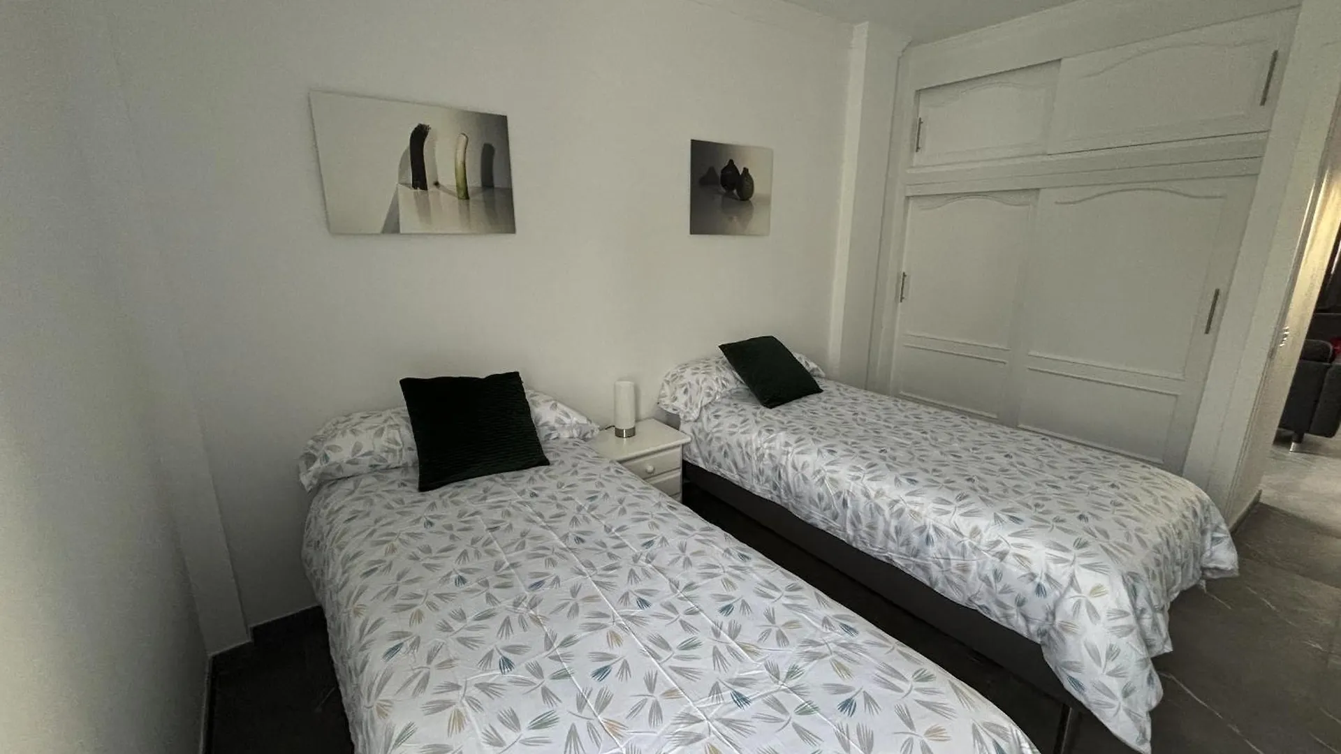 Apartamentos La Caracola El Medano La Mareta 0*,  스페인